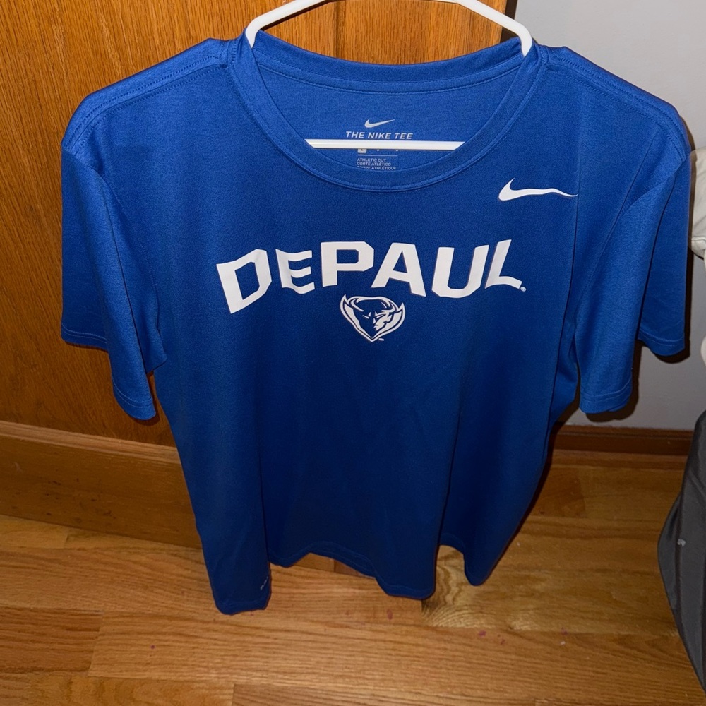 Nike Men’s DePaul T-Shirt Size L